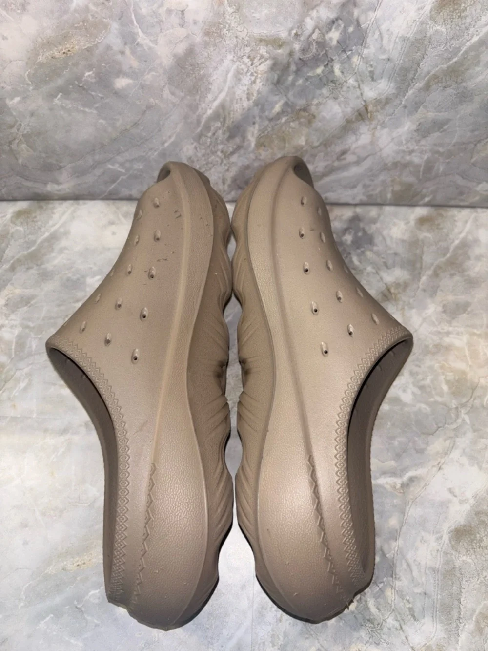 UGG Stone Beige slide it molded slip on